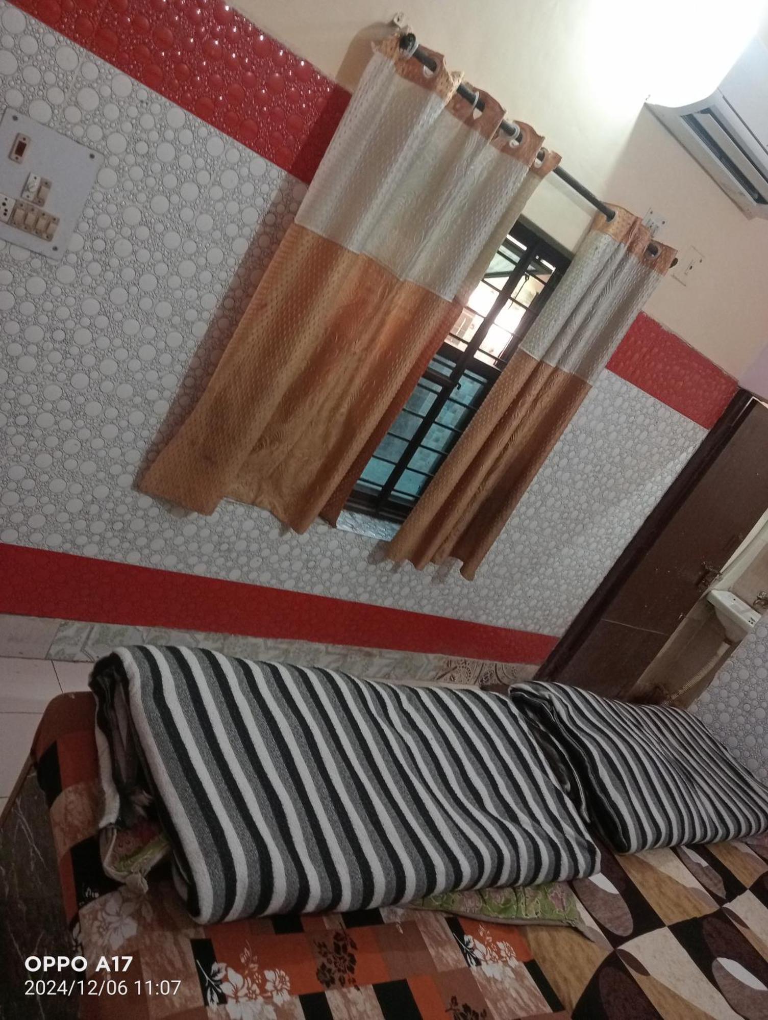 Govind Guest House ماثورا المظهر الخارجي الصورة